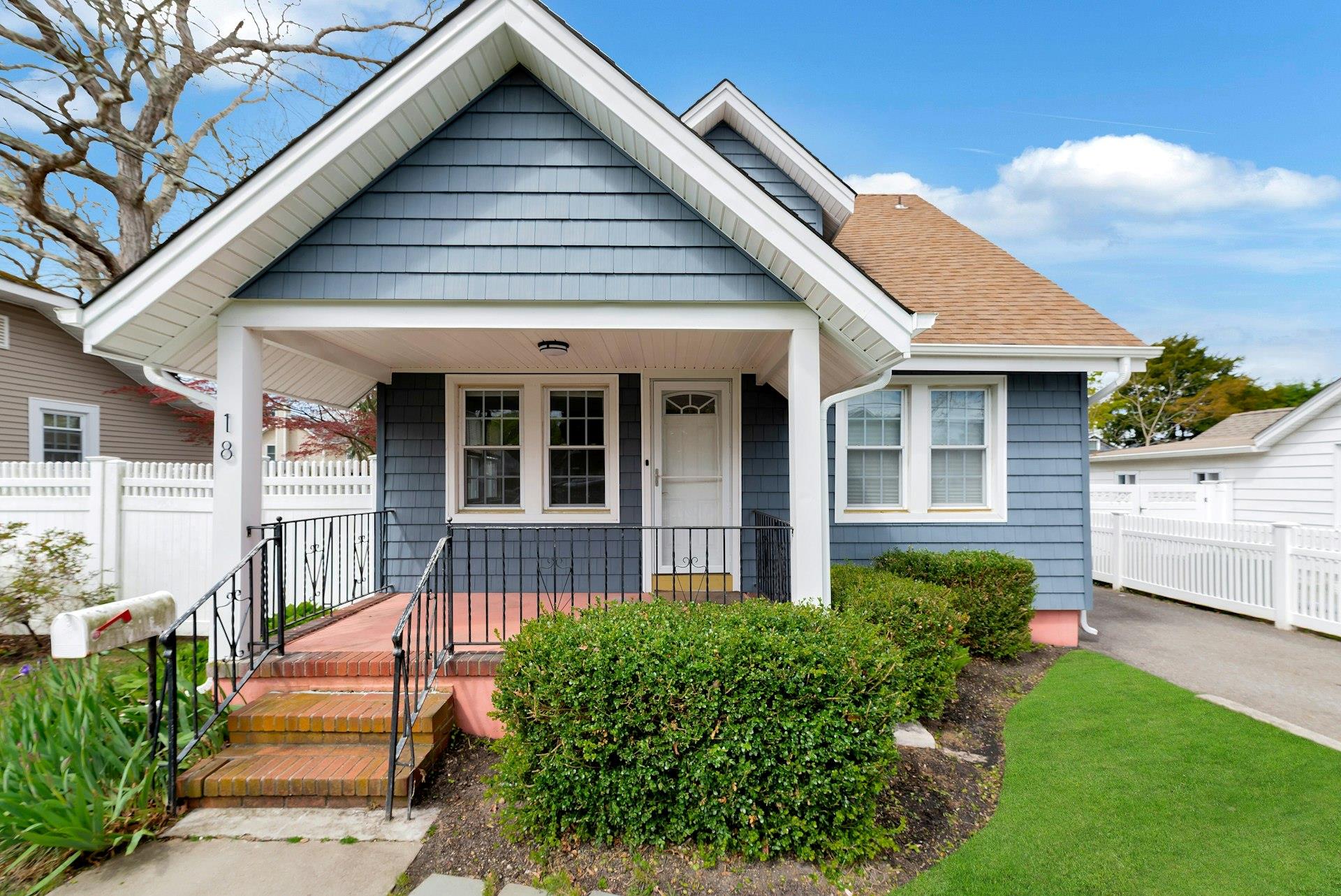 18 Willett Avenue, Sayville, New York image 3