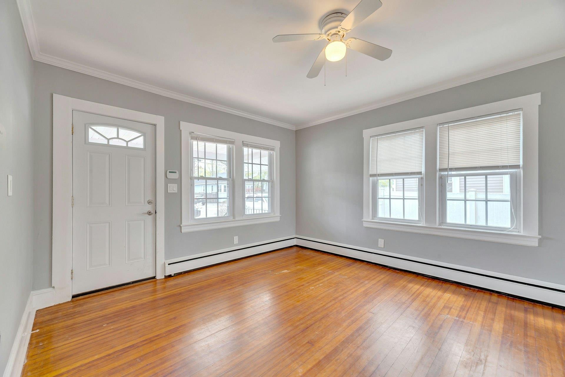 18 Willett Avenue, Sayville, New York image 6
