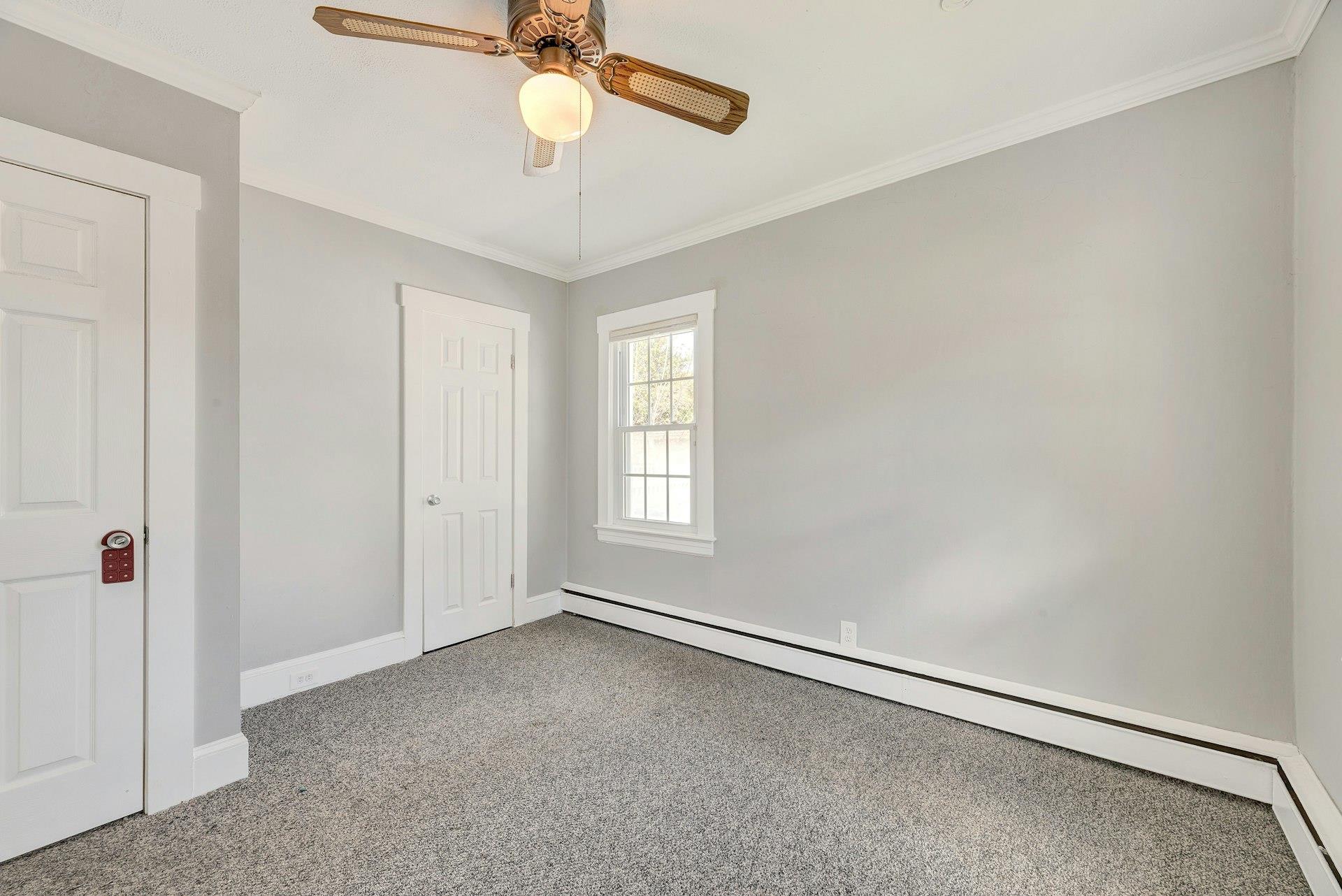 18 Willett Avenue, Sayville, New York image 15