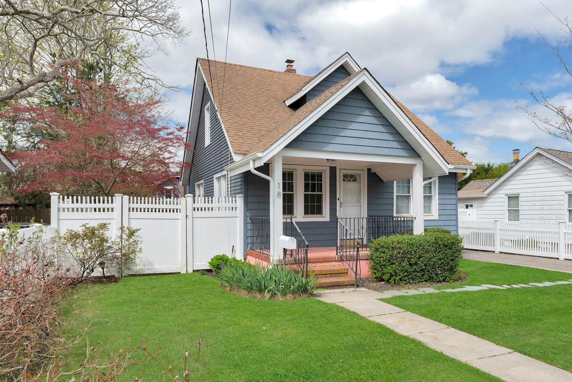 18 Willett Avenue, Sayville, New York image 2