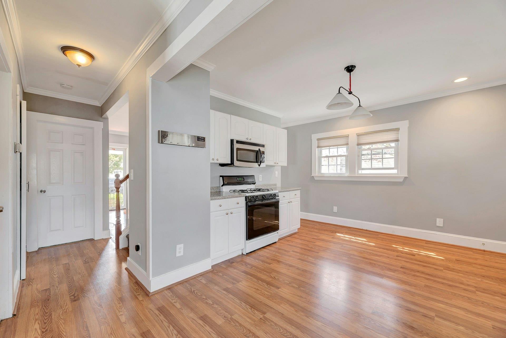 18 Willett Avenue, Sayville, New York image 12