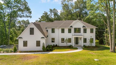 47 Laurel Lane Locust Valley NY 11560