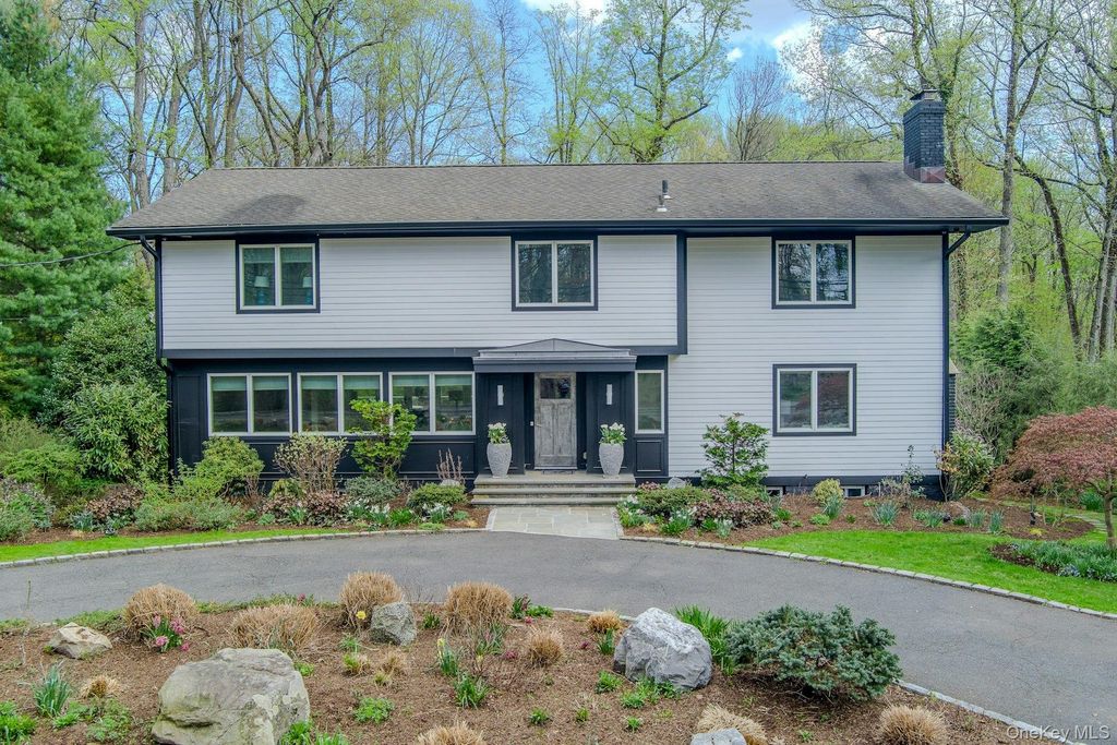 Photo of 171 Griffen Avenue, Scarsdale, NY 10583 (MLS # 977854)