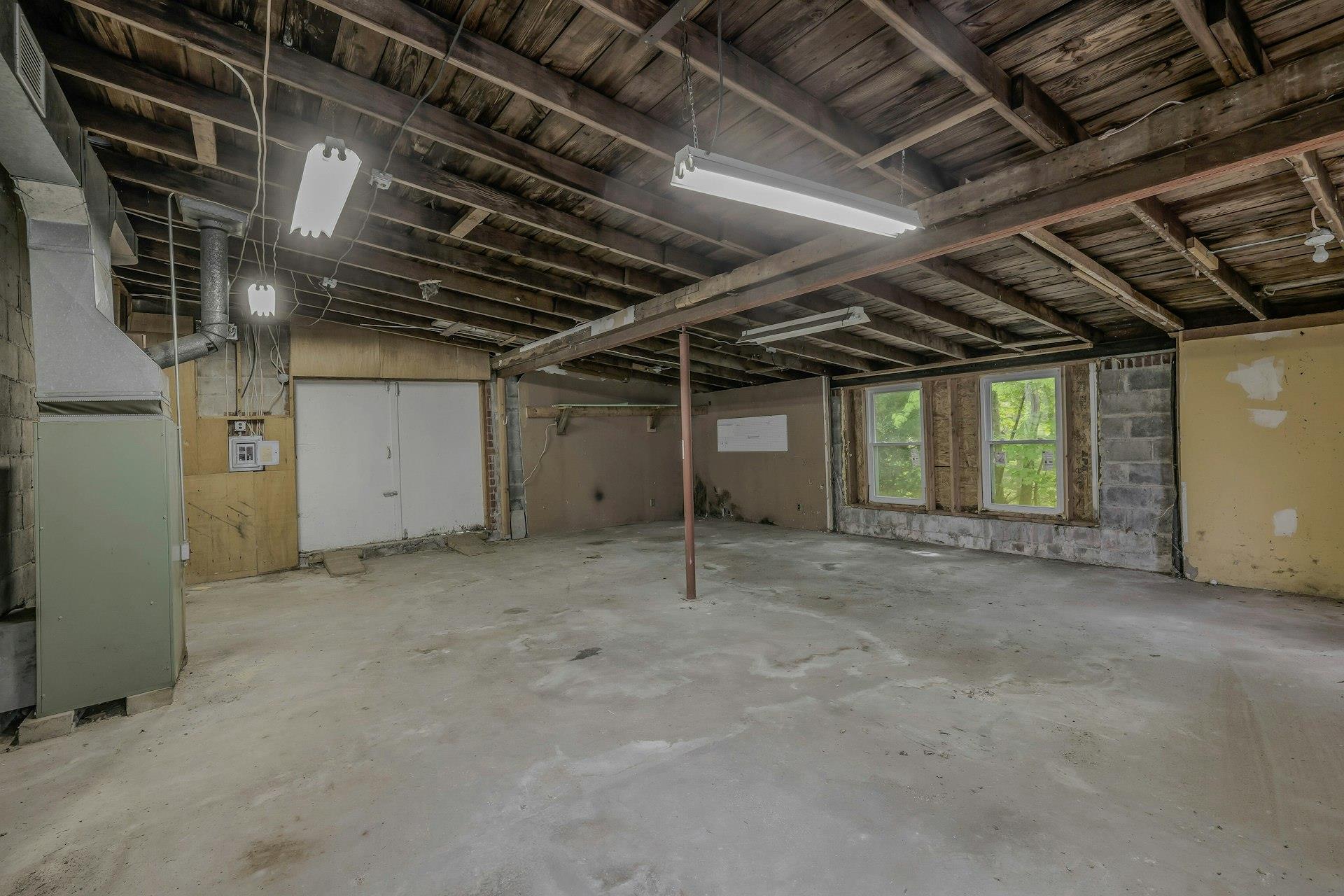 43 Floyd Place, East Norwich, New York image 23