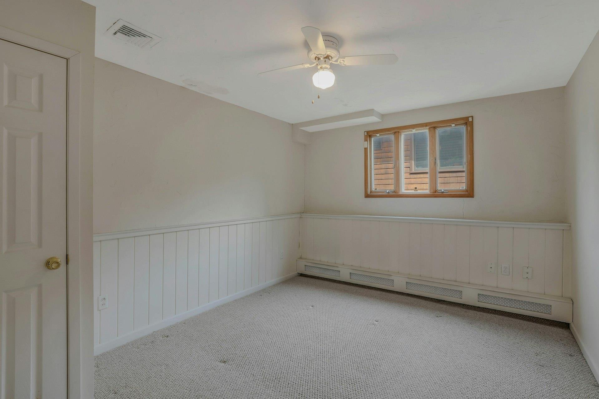 43 Floyd Place, East Norwich, New York image 14