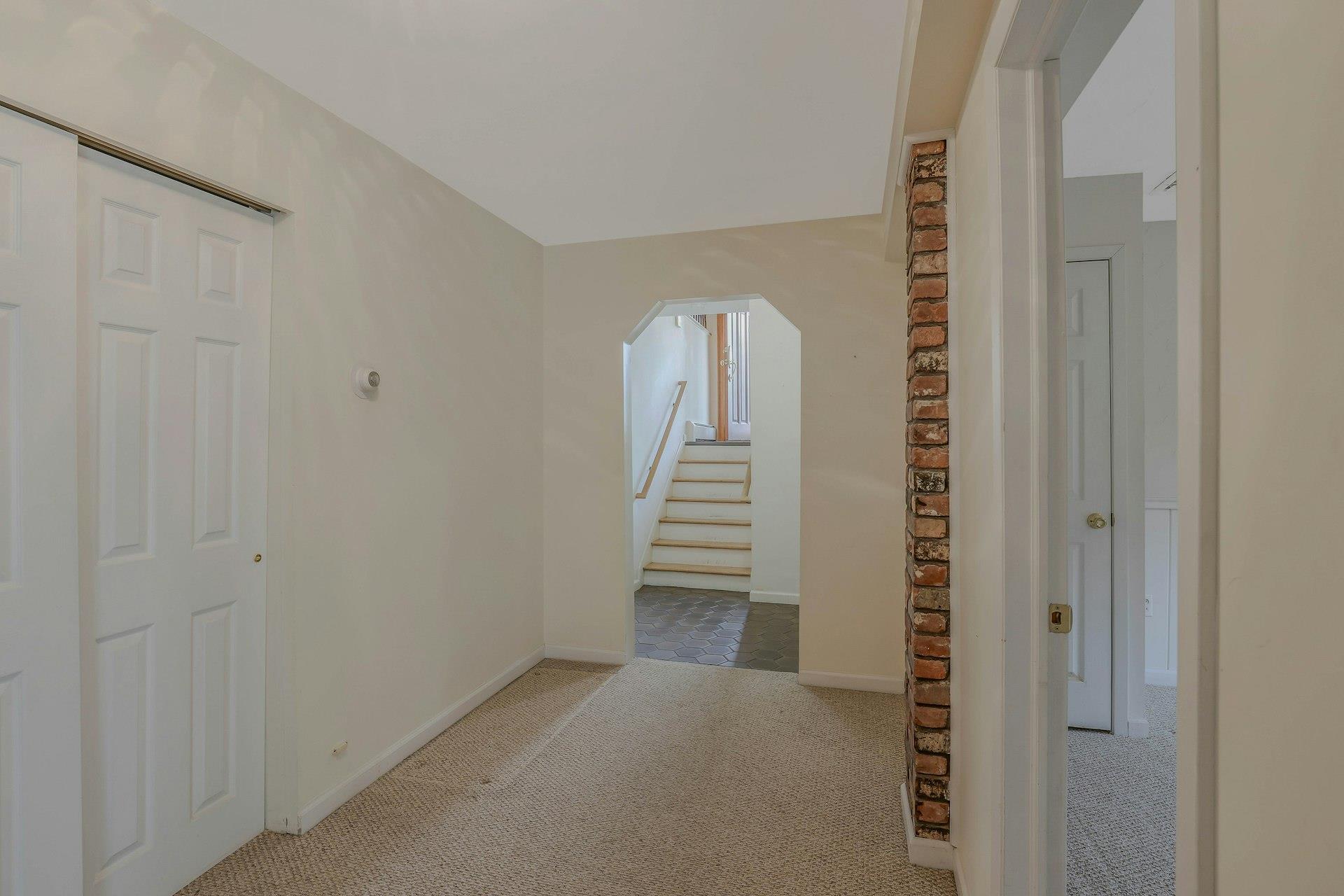43 Floyd Place, East Norwich, New York image 18