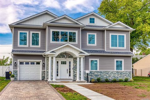 35 Emerson Street Dix Hills NY 11746