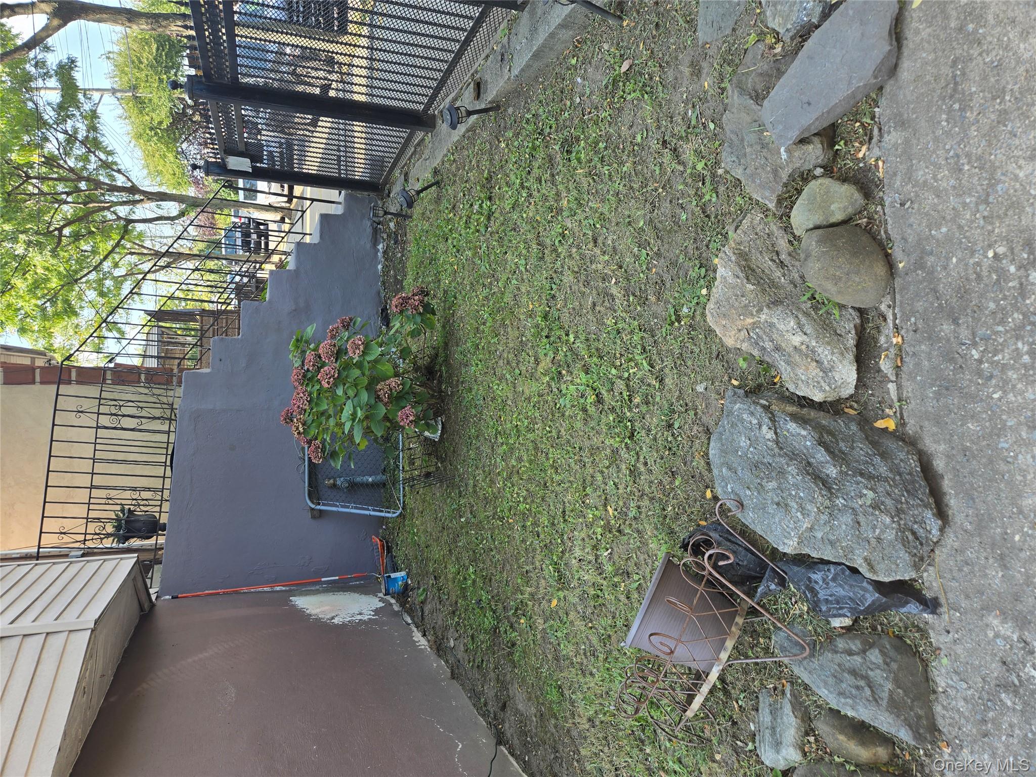 2348 Turnbull Avenue