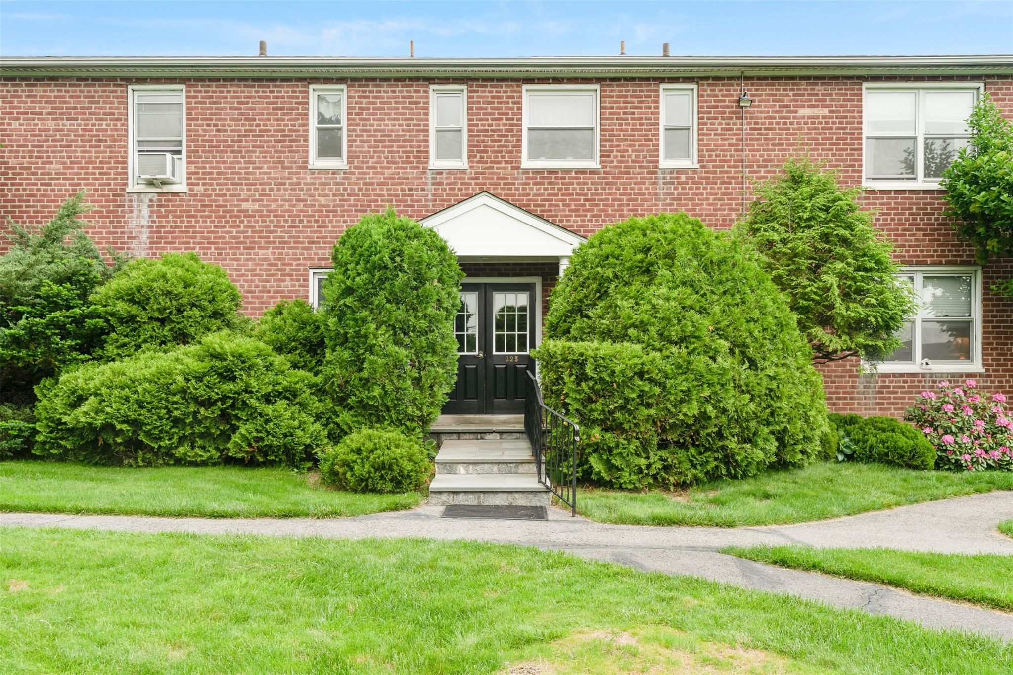 223 Schrade Road #2C, Briarcliff Manor, New York image 1
