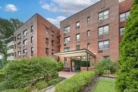 Homes For Sale - 1 Remsen Road #4K<br/> Yonkers, NY 10710