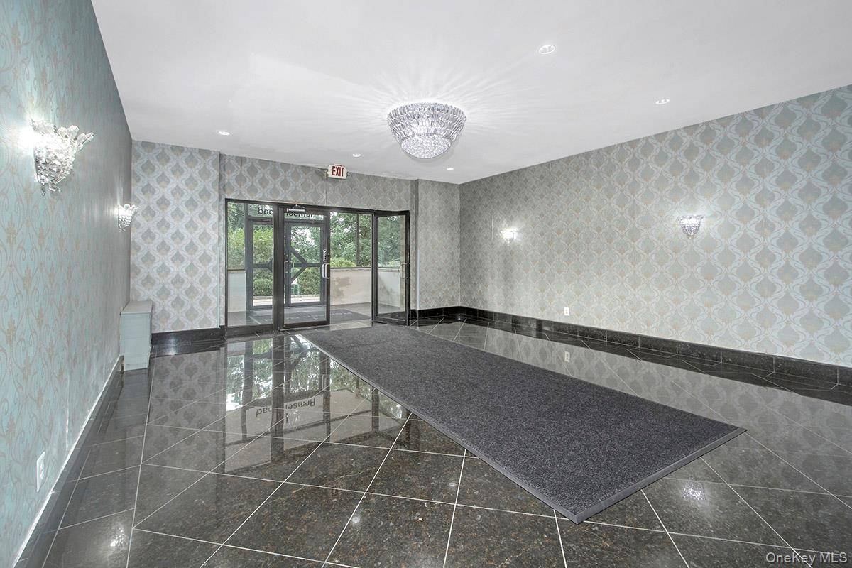 1 Remsen Road 4K