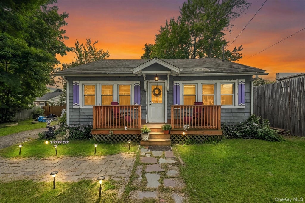 Photo of 15 Elm Street, Greenwood Lake, NY 10925 (MLS # 1052521)