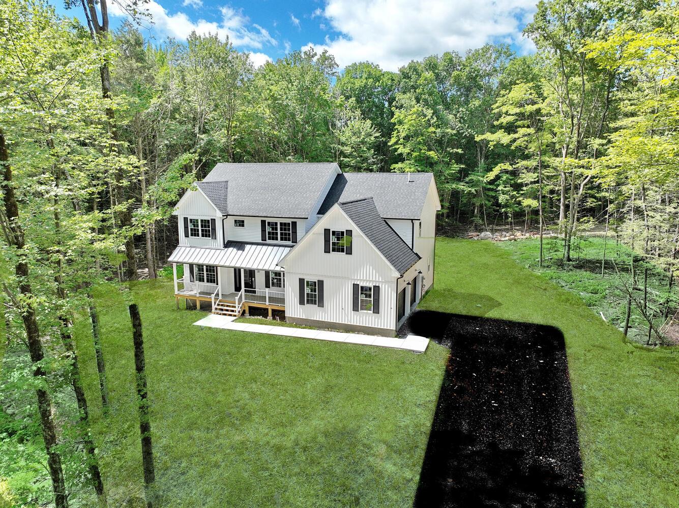 23 Forest Hills Lane