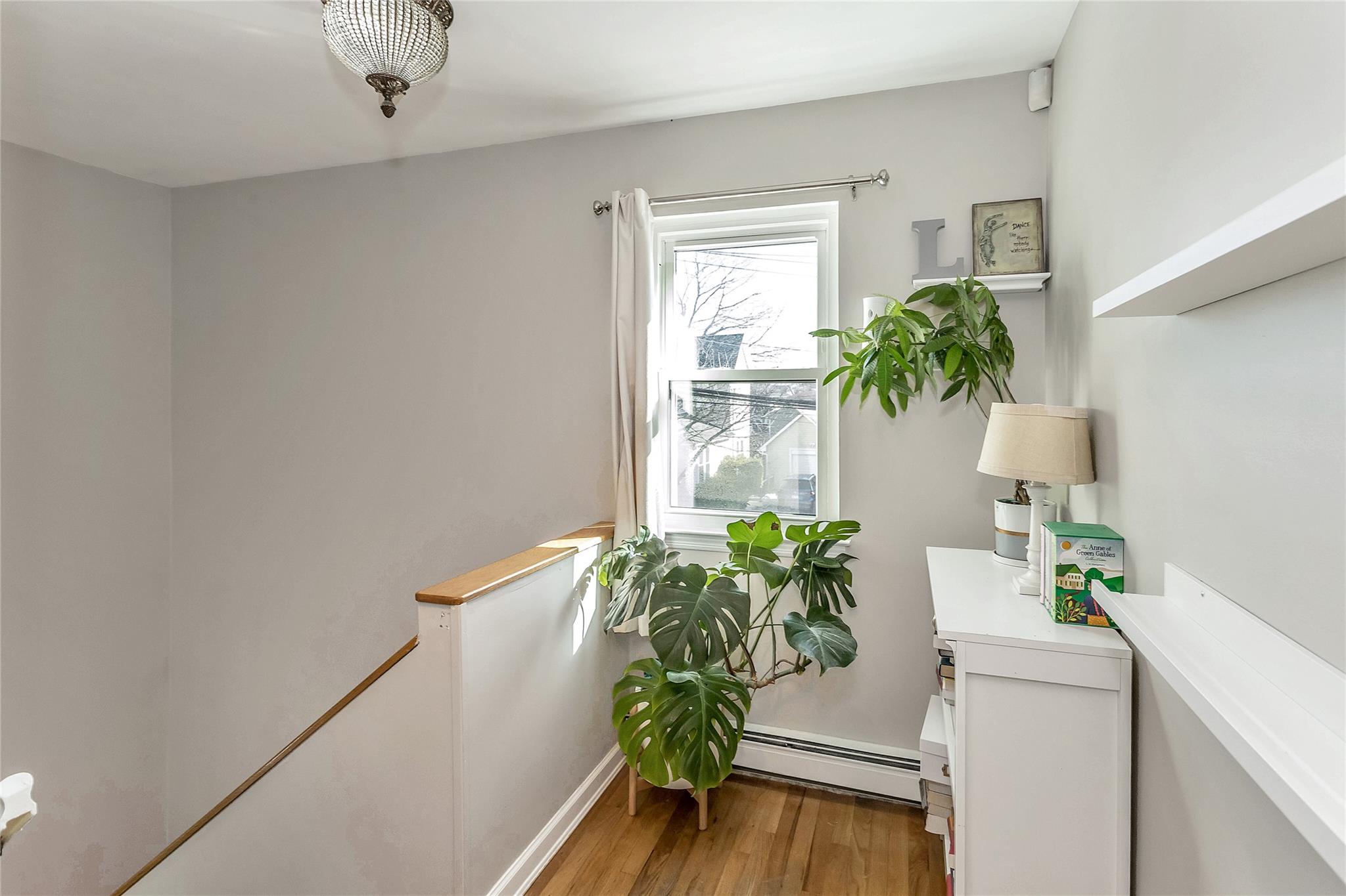33 Randall Avenue, Lynbrook, New York image 12