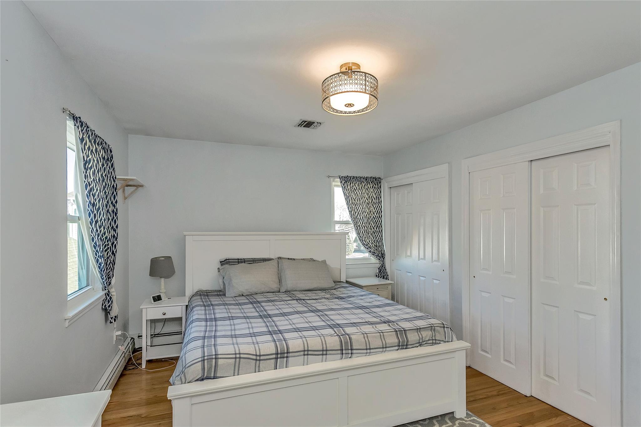 33 Randall Avenue, Lynbrook, New York image 16