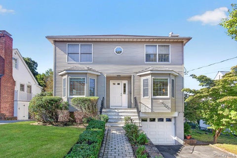 Homes For Sale - 41 Mount Morris Avenue<br/> Westchester County, White Plains, NY 10604