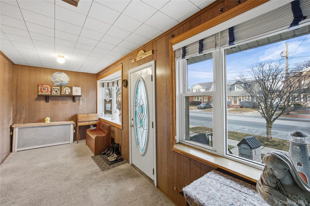 Photo of 152 Rockaway Parkway, Valley Stream, NY 11580 (MLS # 952347)