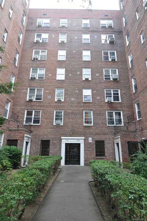Photo of 39-35 51st Street #6E, Woodside, NY 11377 (MLS # 976645)