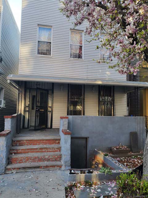 Multifamily For Sale - 971 Teller Avenue<br/> Bronx, NY 10456