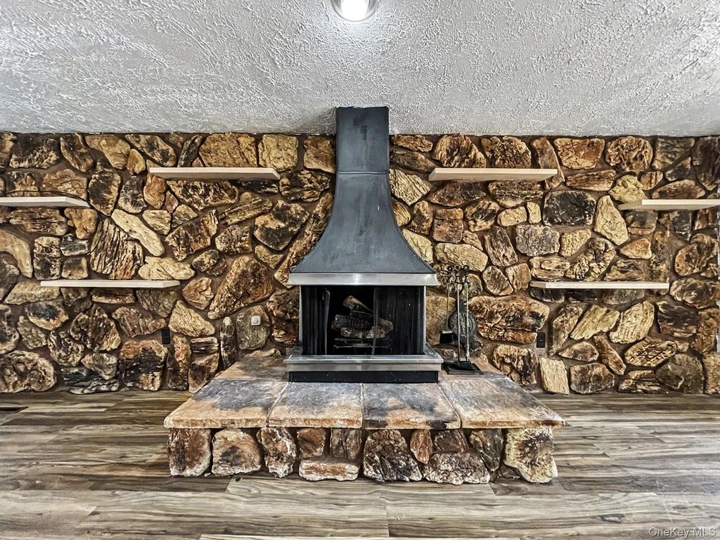 Photo of 198 Lake Shore Drive E, Rock Hill, NY 12775 (MLS # 000030)