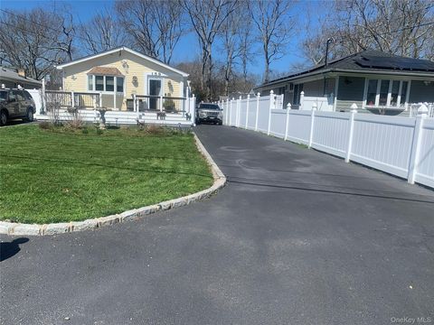 159 Parkwood Drive Shirley NY 11967