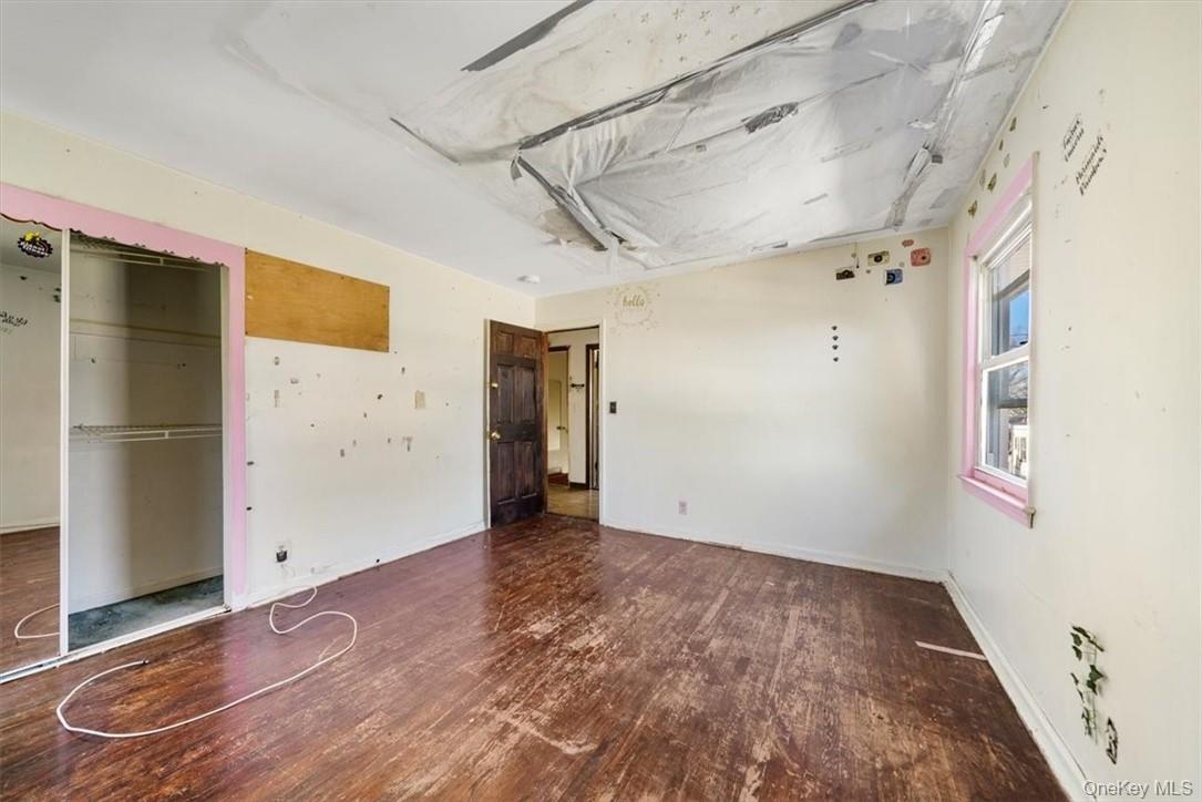 Yonkers, New York 10701, United States, 6 Bedrooms Bedrooms, ,2 BathroomsBathrooms,Residential,Pending,62156