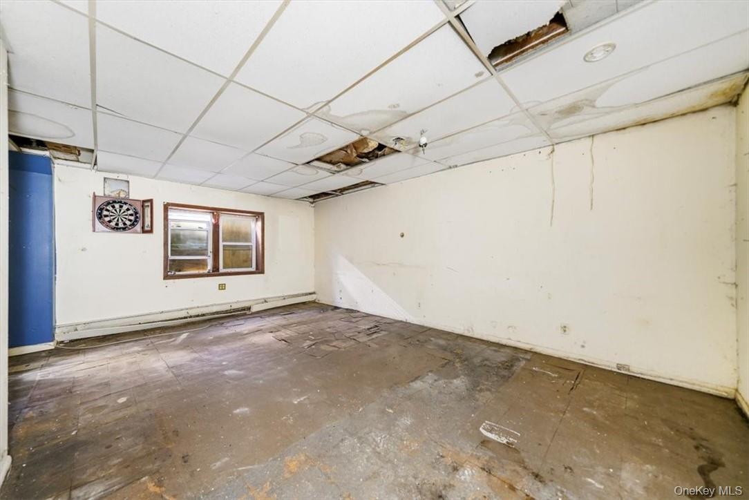 Yonkers, New York 10701, United States, 6 Bedrooms Bedrooms, ,2 BathroomsBathrooms,Residential,Pending,62156