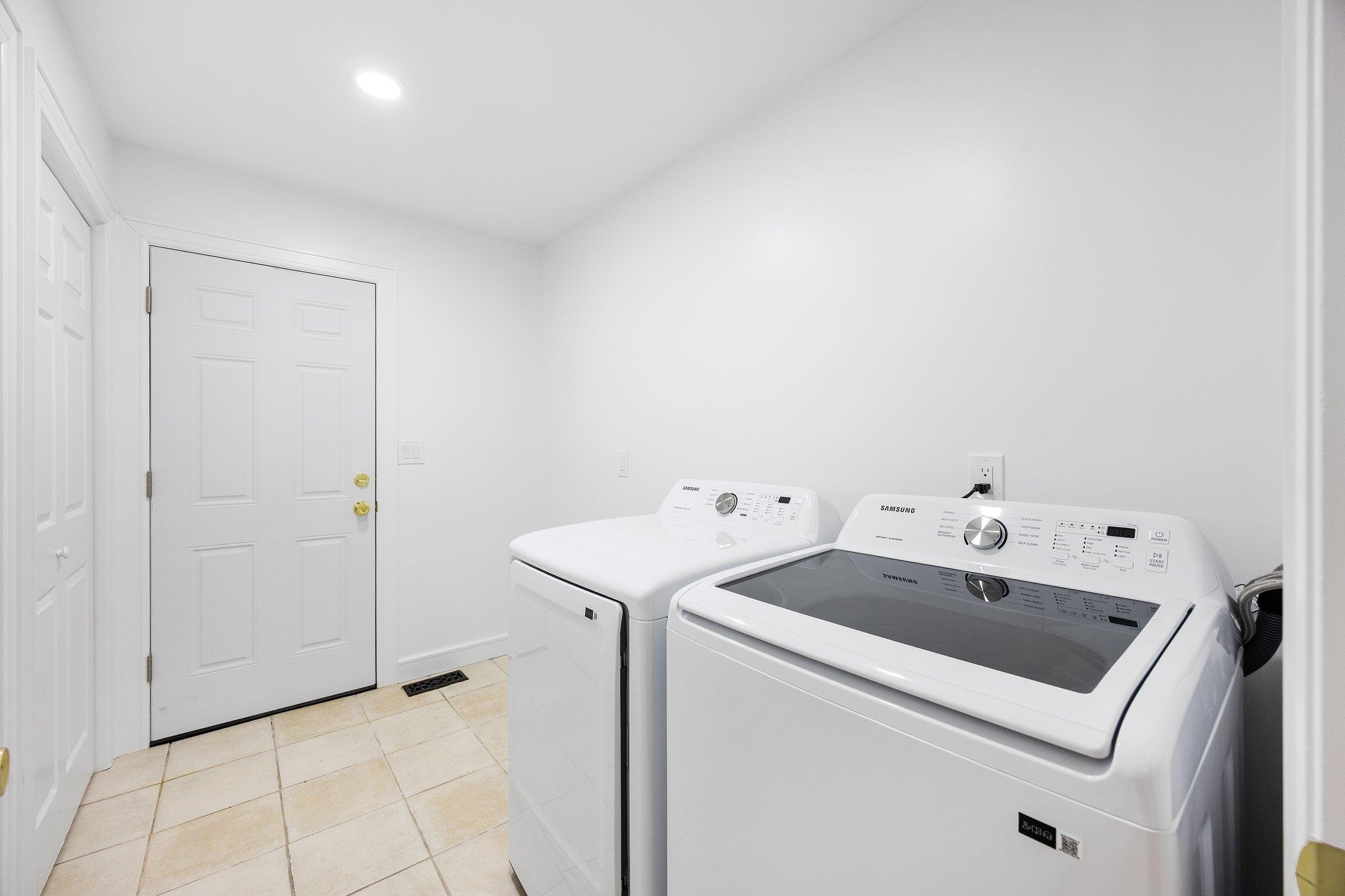 242 Lawrence Road, Kings Park, New York image 17