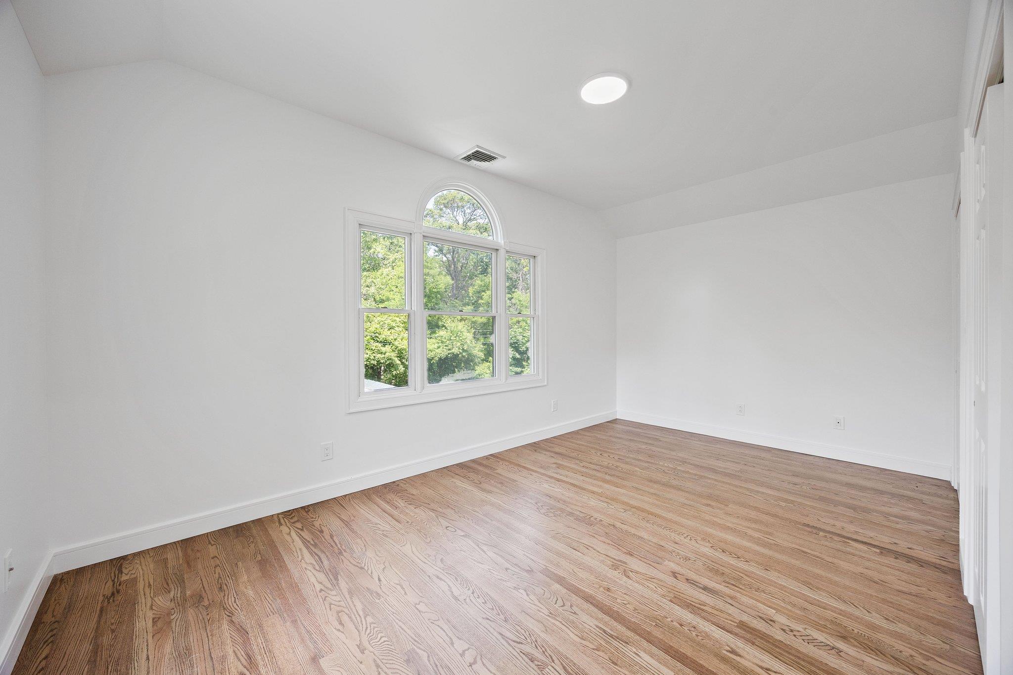 242 Lawrence Road, Kings Park, New York image 19