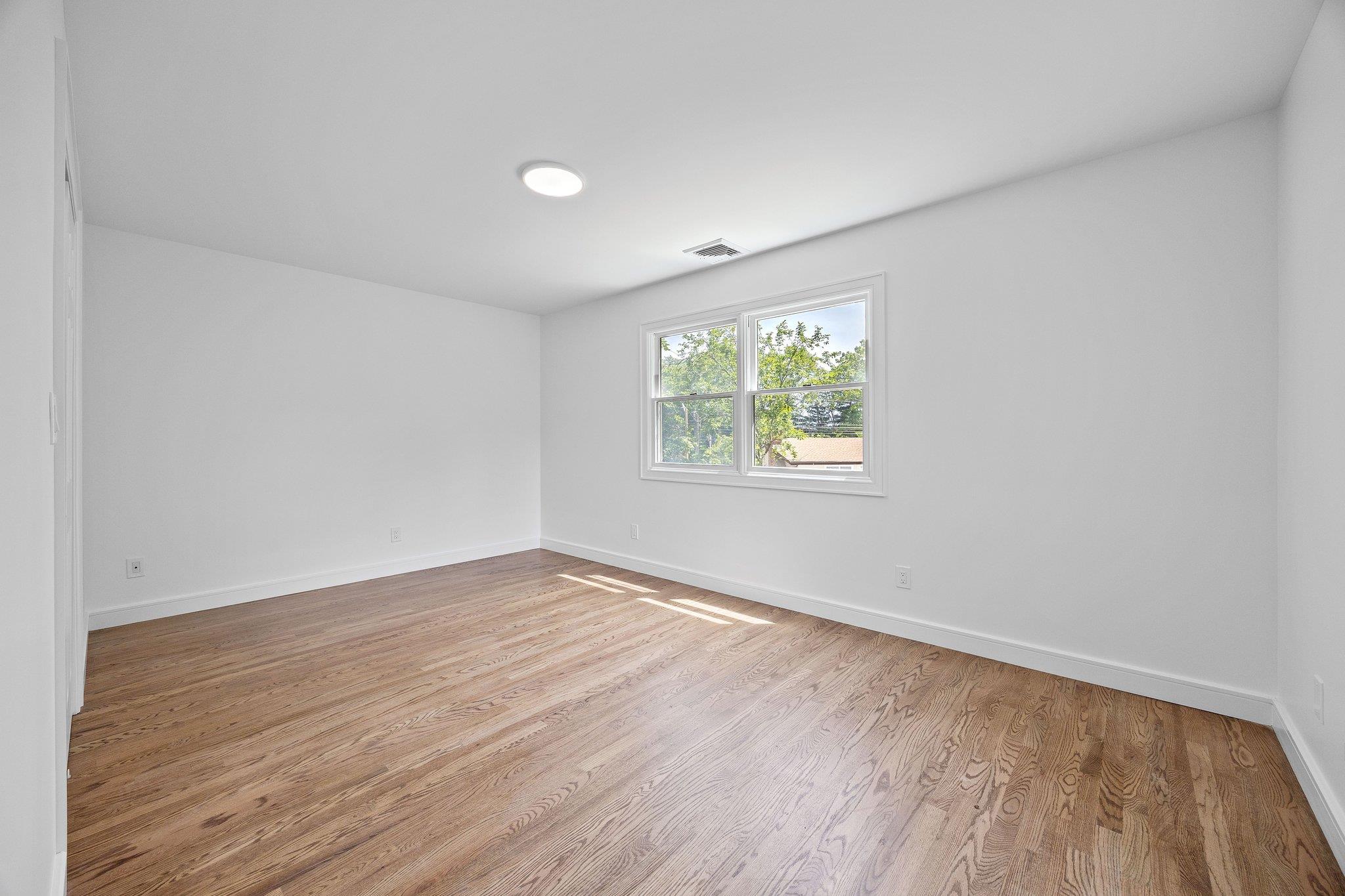 242 Lawrence Road, Kings Park, New York image 24