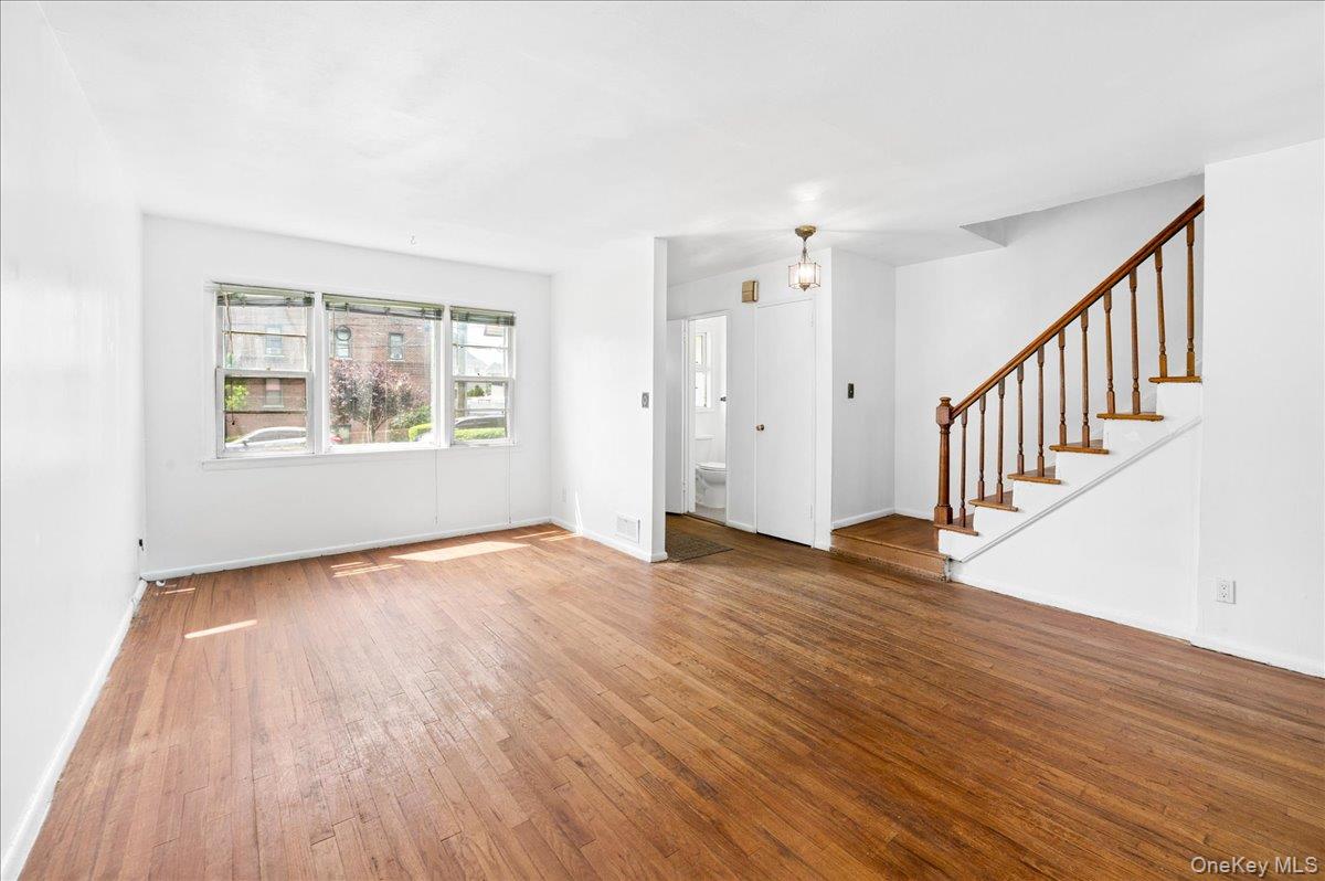 61 N Fulton Avenue