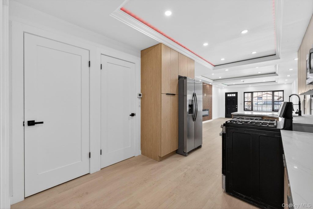 Photo of 11420 149th Street, Jamaica, NY 11436 (MLS # 959651)