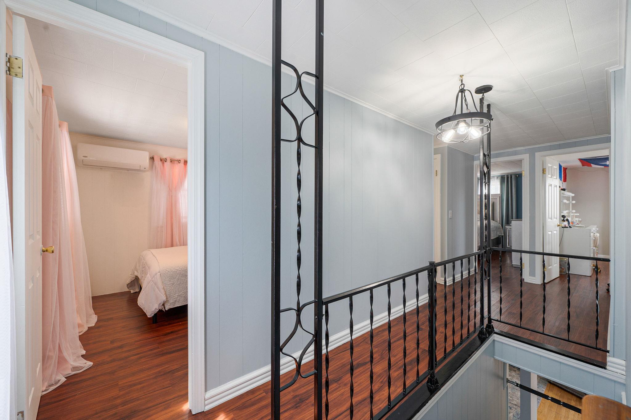 206 Ridge Avenue, Valley Stream, New York image 21
