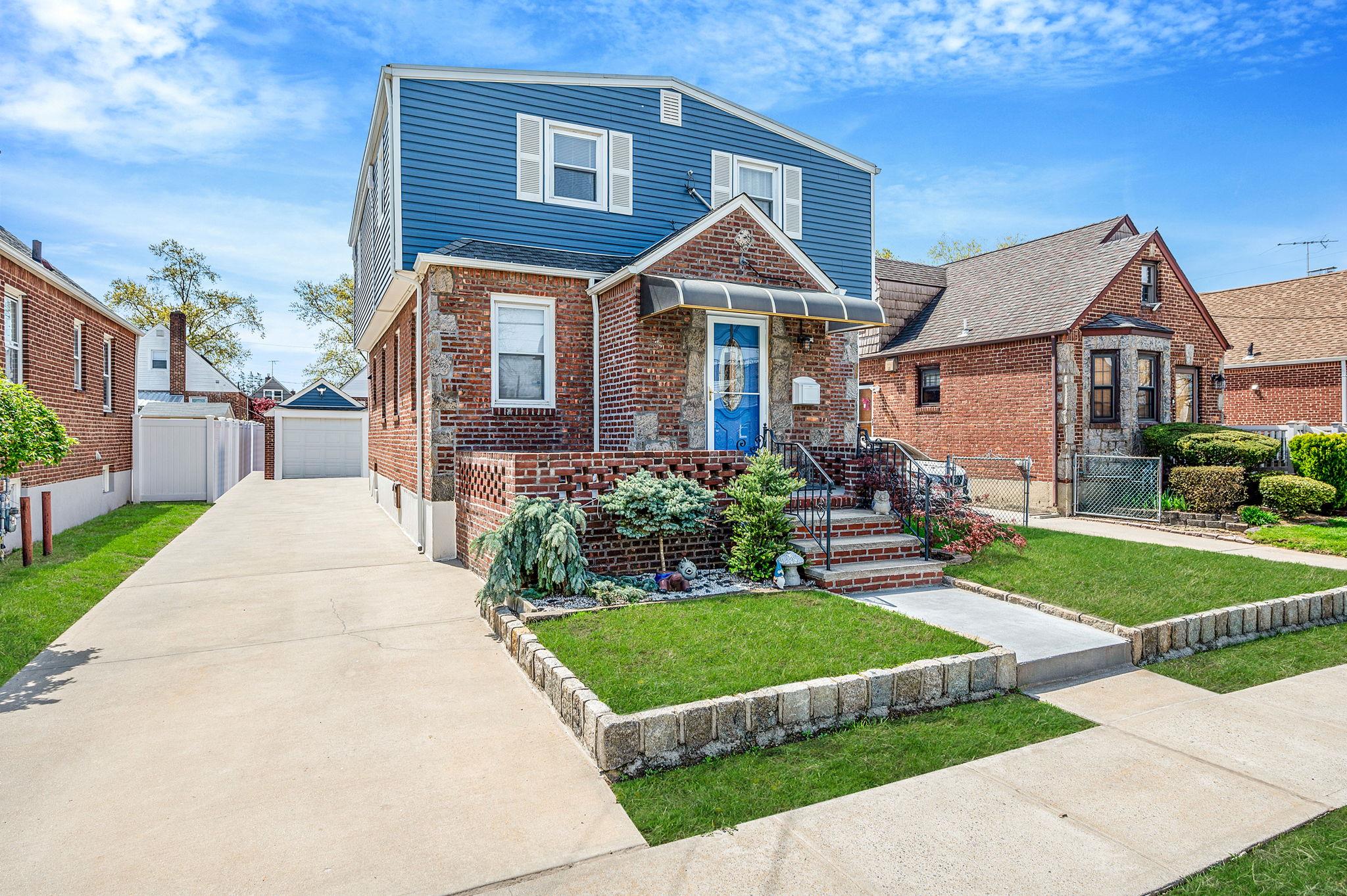 206 Ridge Avenue, Valley Stream, New York image 2