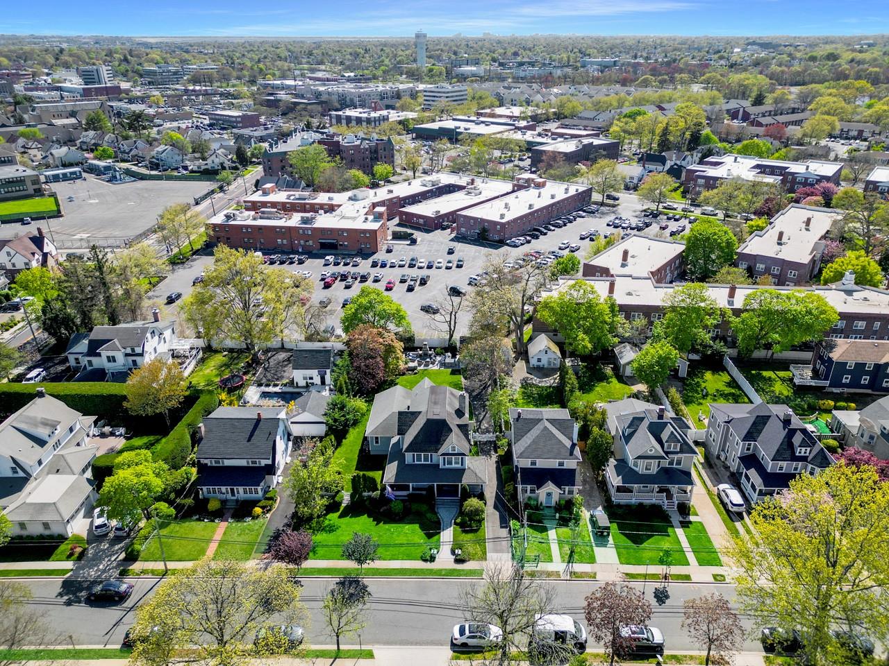 20 Irving Place, Rockville Centre, New York image 43