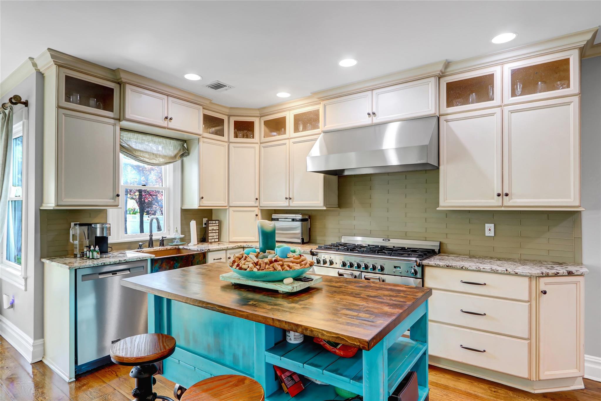 20 Irving Place, Rockville Centre, New York image 17