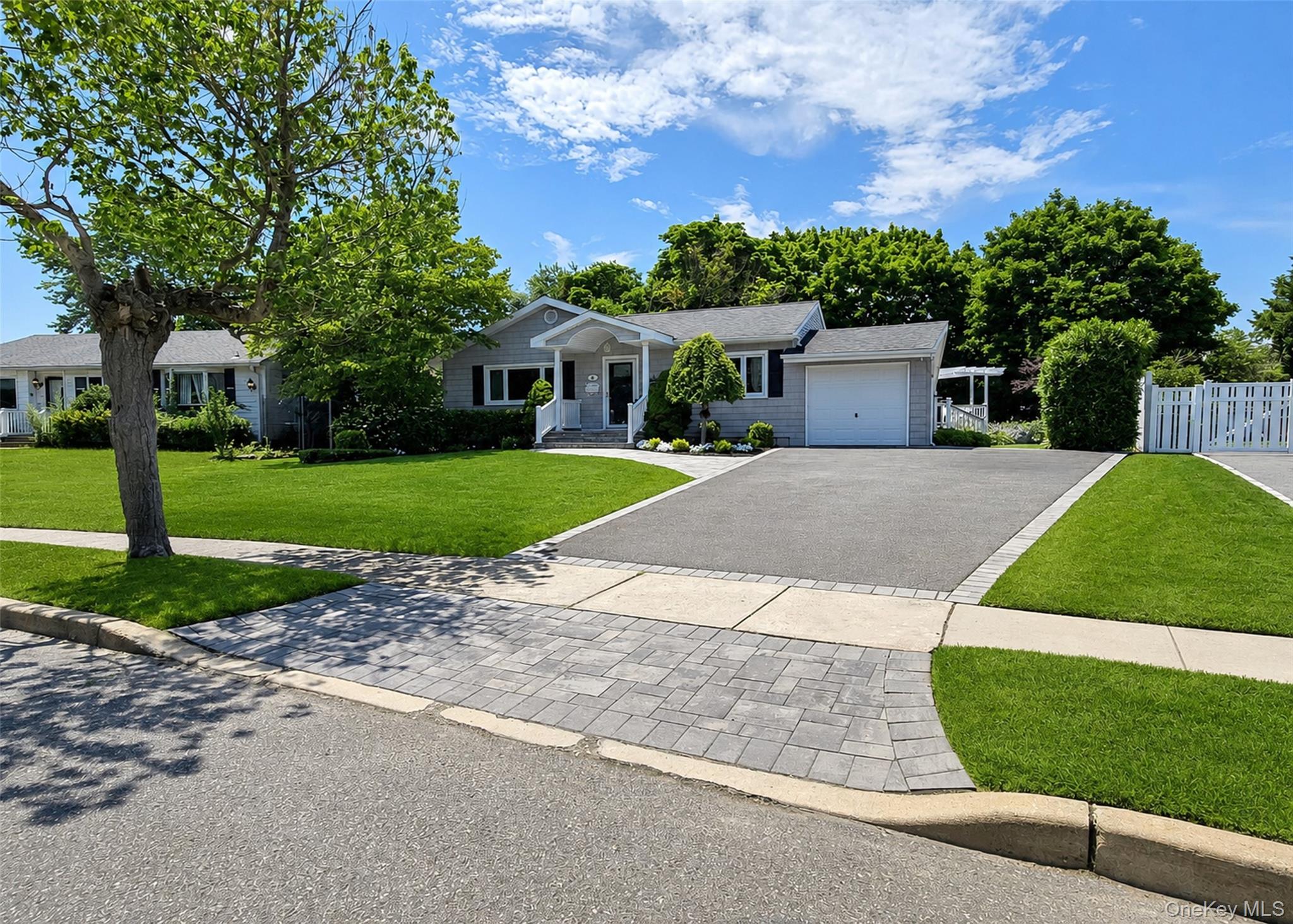 8 Starlight Drive