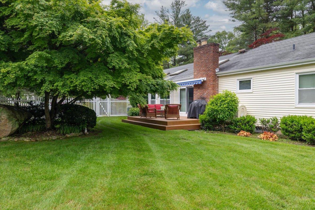 1 Ledgewood Circle, East Setauket, New York image 12