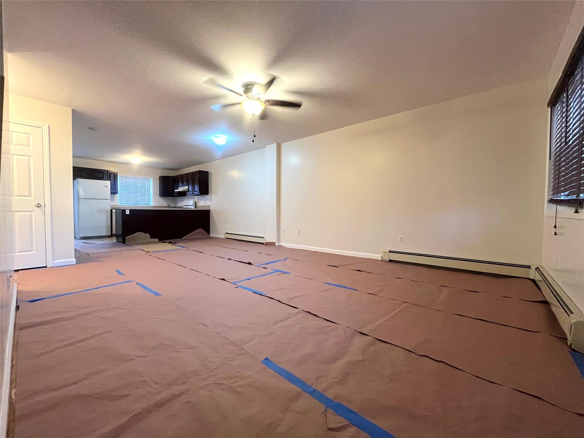 219th Street St Hse, Springfield Gardens, Queens, NY - 3 Bedrooms  
3 Bathrooms  
7 Rooms - 