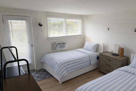 78 E Bayview Avenue 14 Ocean Bay Park NY 11770