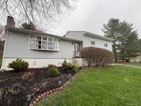 5 Verplanck Avenue Hopewell Junction NY 12533