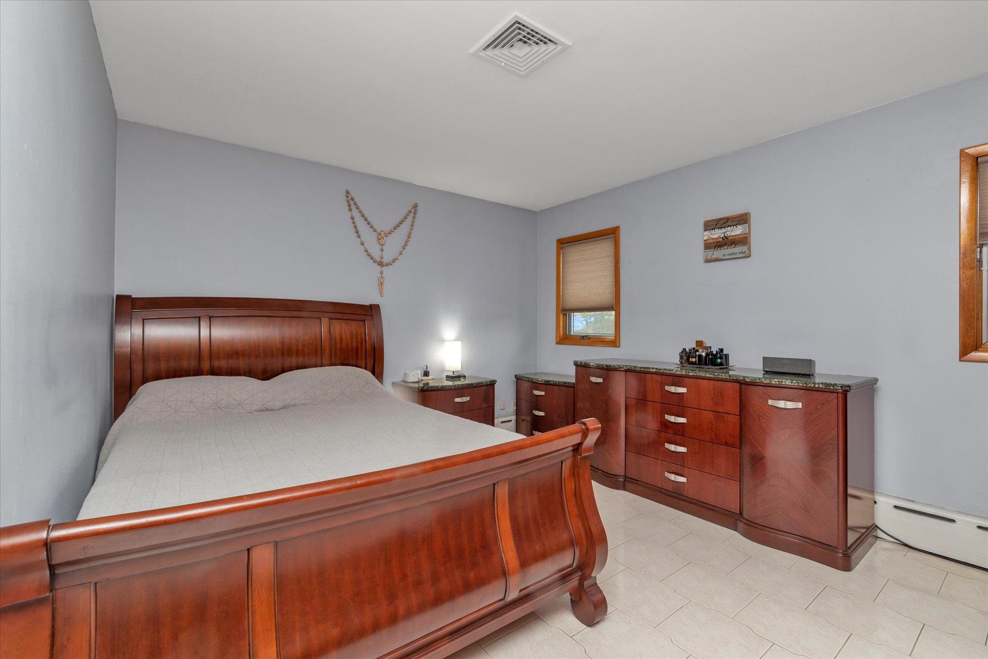 57 Cheslan Ct. Ct, Oceanside, New York image 8