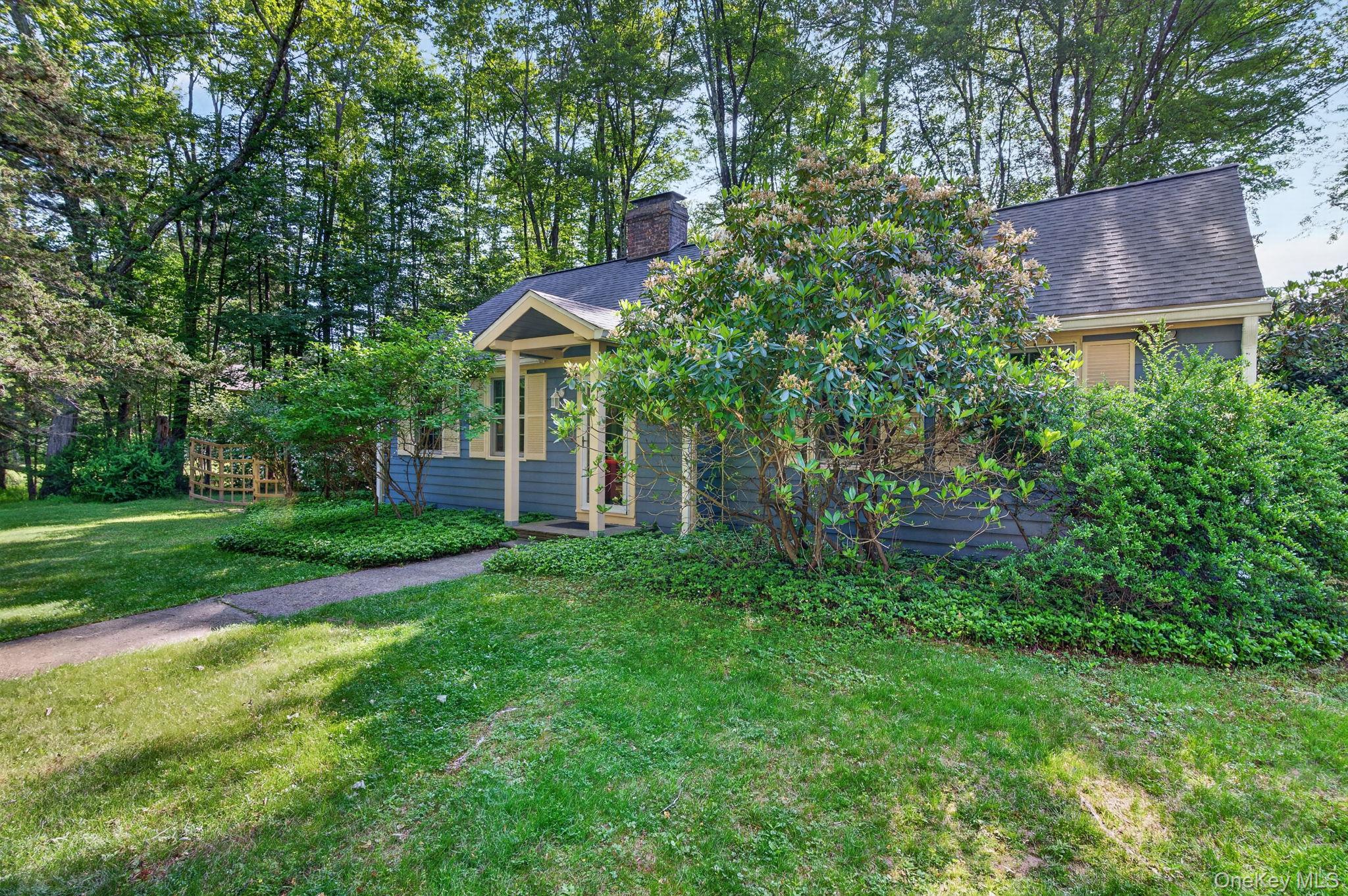 18 Playhouse Lane