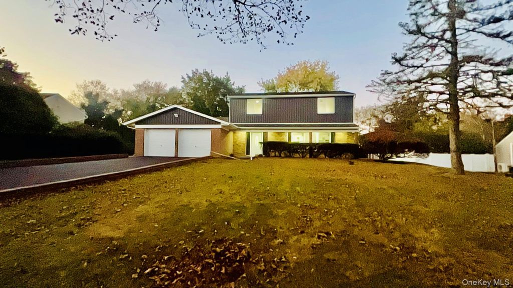 Photo of 107 Sequoia Drive, Coram, NY 11727 (MLS # 922671)