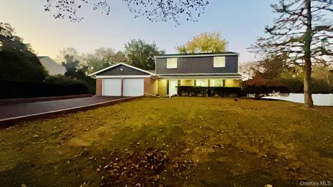 Homes For Sale - 107 Sequoia Drive<br/> Coram, NY 11727