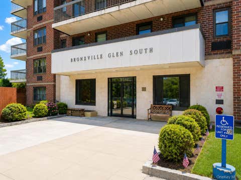 Condo For Sale - 1376 Midland Avenue #605<br/> Bronxville, NY 10708