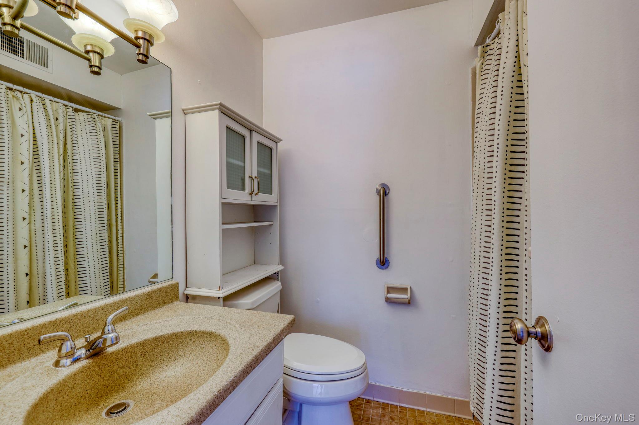 276 Temple Hill Road 2513