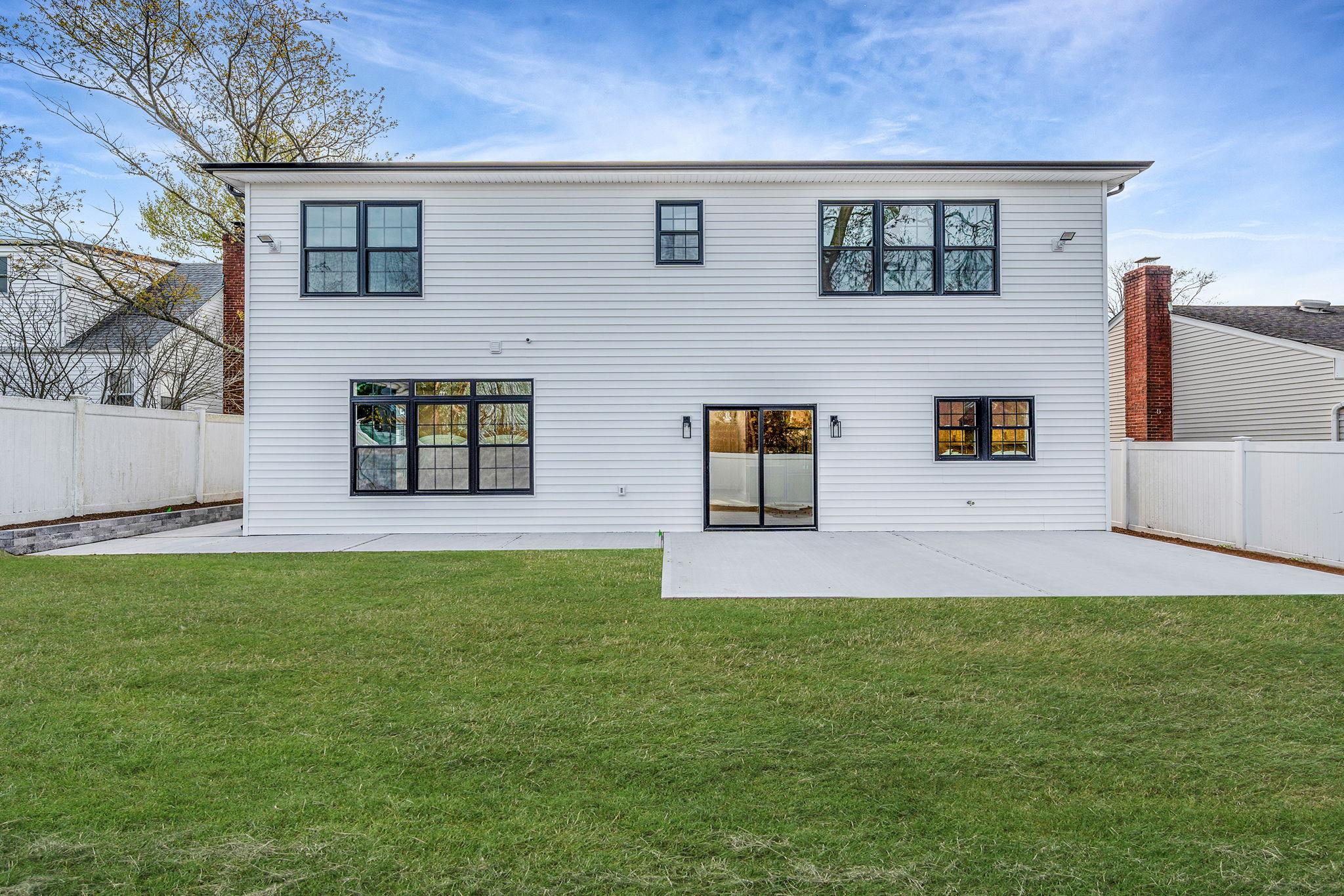2767 Essex Court