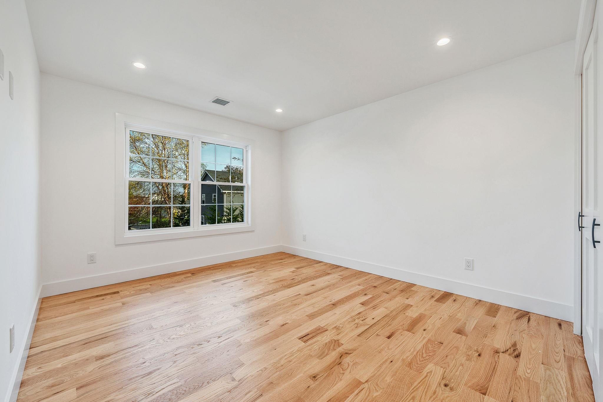 2767 Essex Court, Oceanside, New York image 14