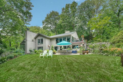 40 Idle Day Drive Centerport NY 11721